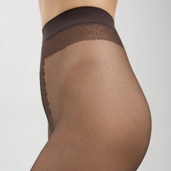 Conte Bonheur 20 Den - Fantasy Women's Tights with a "heart" pattern - Picture 7 of 12